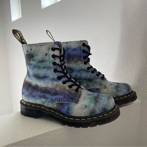Doc Martens 1460 pascal blue tie dye size women’s 5 soft leather combat boots